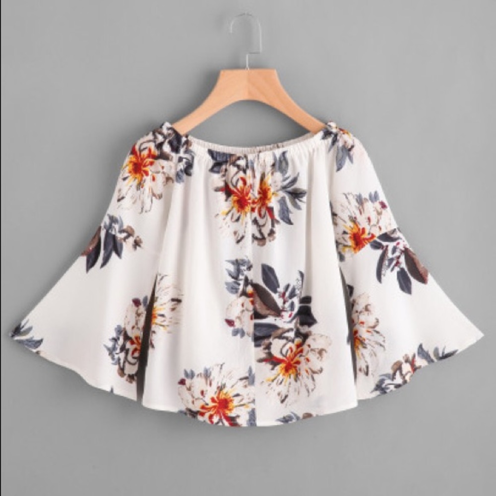 ‼️Clearance! Floral off the shoulder top